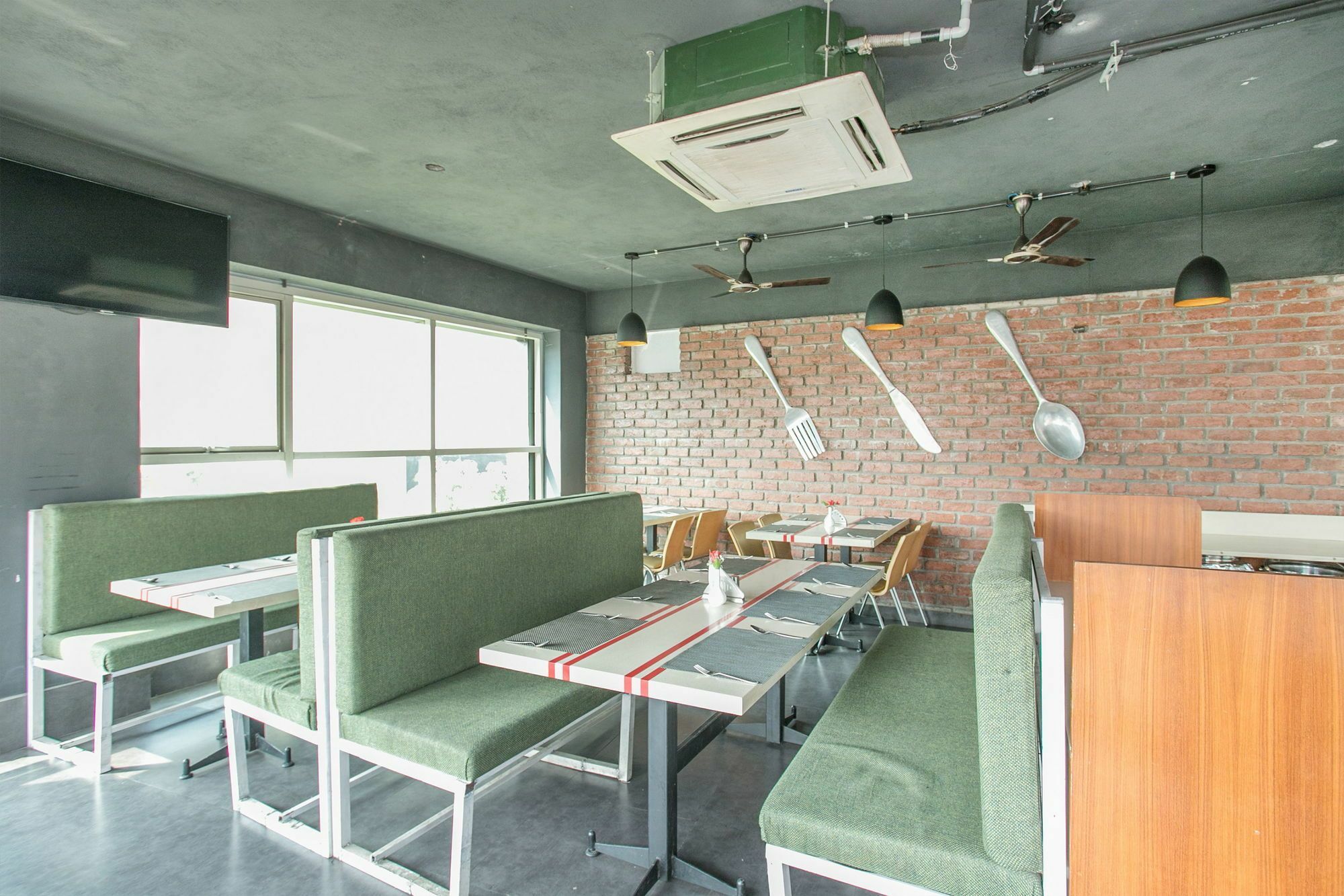 Oyo 7669 The Trinitywood Hotel Μπανγκαλόρ Εξωτερικό φωτογραφία