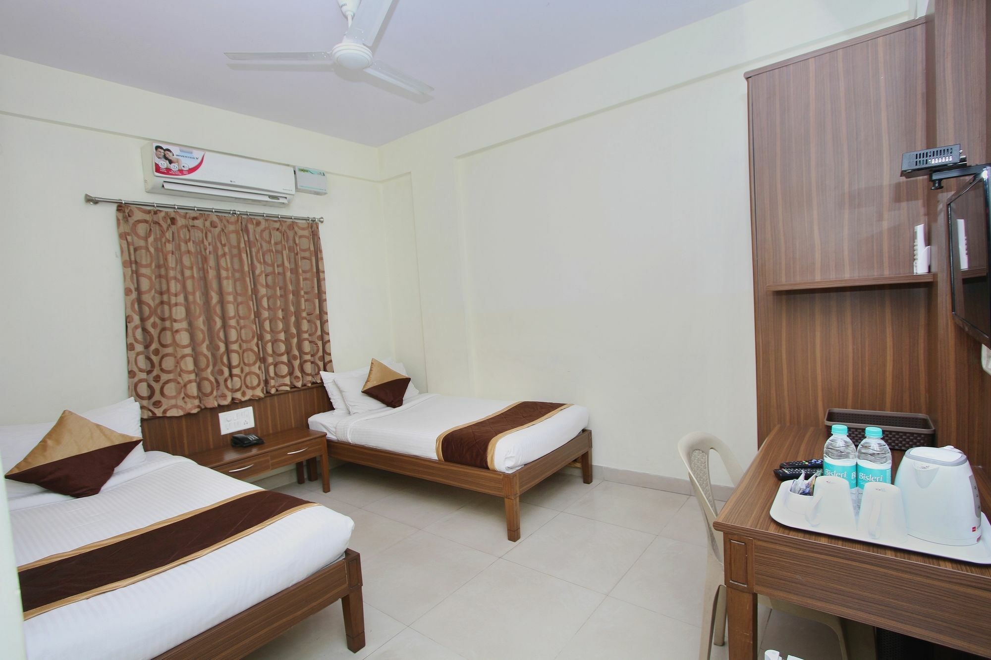 Oyo 7669 The Trinitywood Hotel Μπανγκαλόρ Εξωτερικό φωτογραφία
